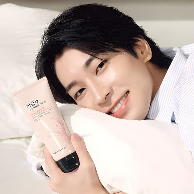 Rice Water Bright Facial Foaming Cleanser