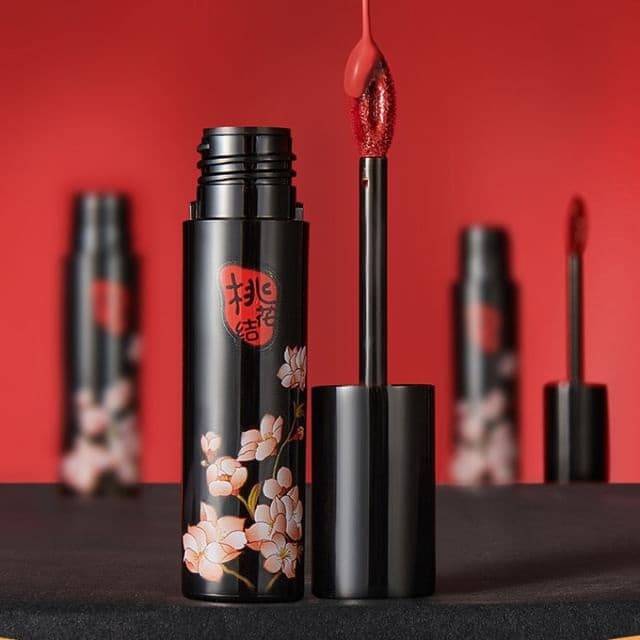 Velvet Matte Lip Glaze, #02 Cardamom