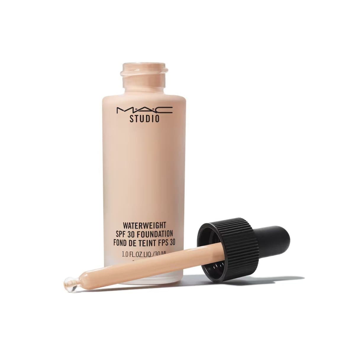 Studio Waterweight Foundation SPF30
