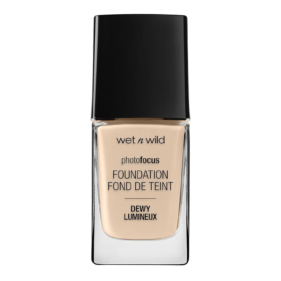 Photo Focus Dewy Foundation, Nude Ivory