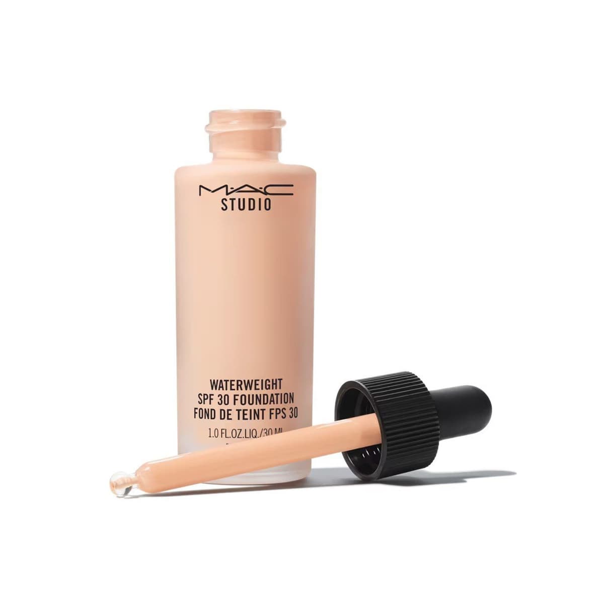 Studio Waterweight Foundation SPF30 NW18