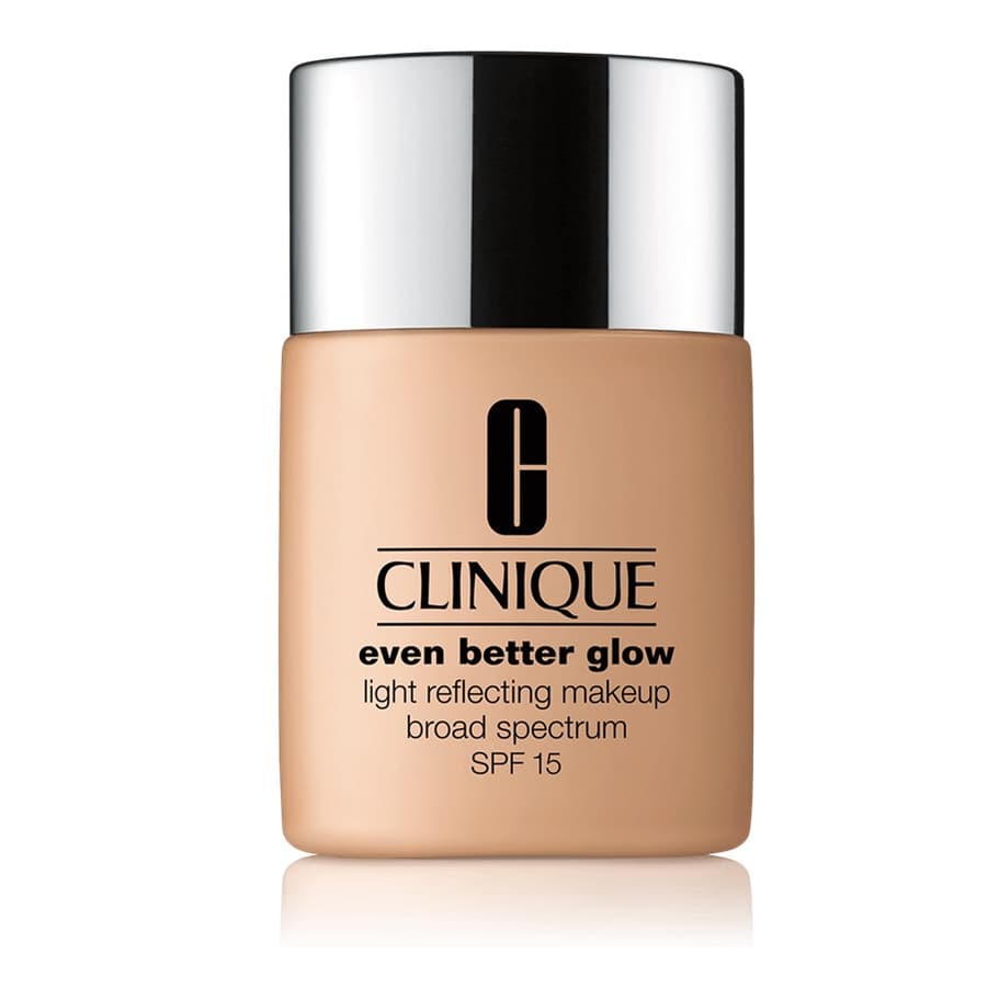 Even Better Glow Foundation SPF15 CN52 Neutral