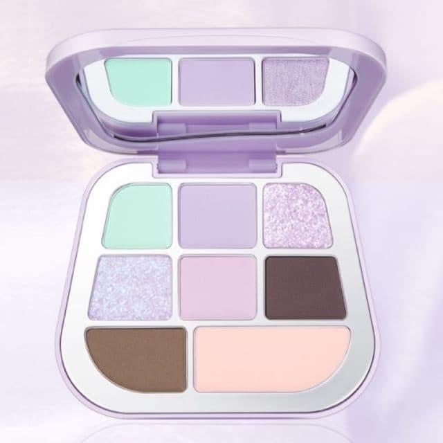 8 Shades Eyeshadow