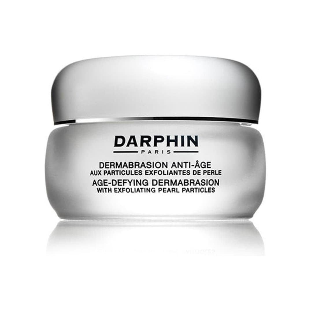 Age-Defying Dermabrasion with Exfoliating Pearl Particles