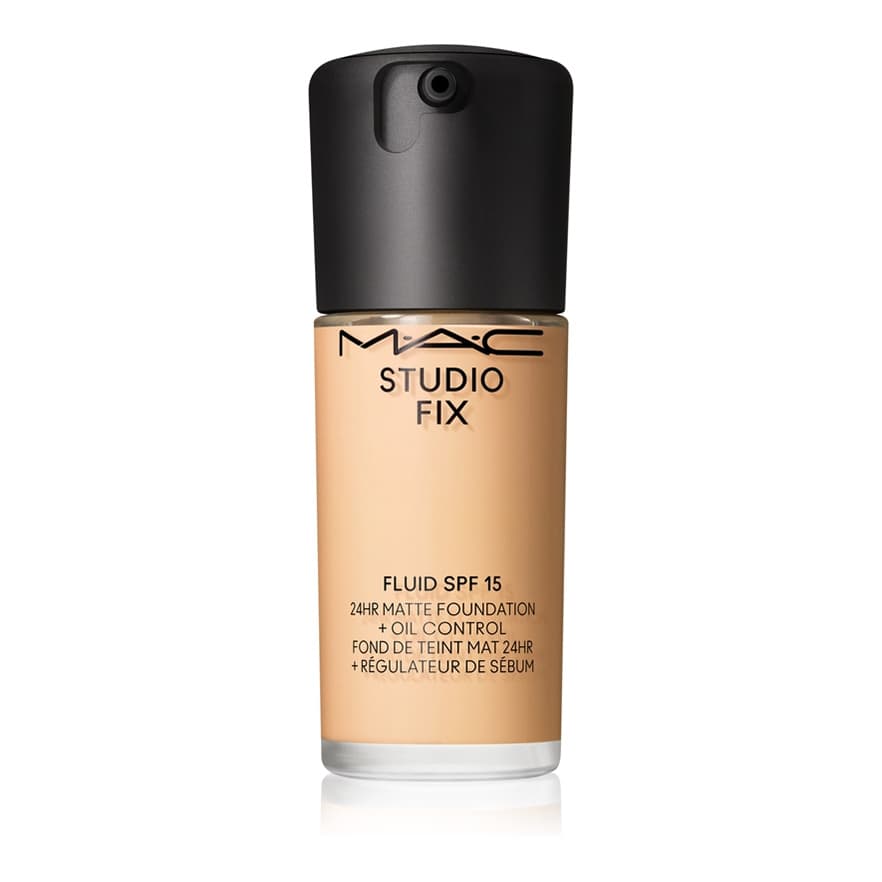 Studio Fix Fluid SPF 15 24HR Matte Foundation + Oil Control