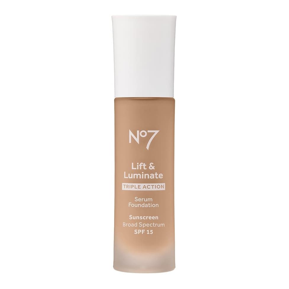 Lift & Luminate Triple Action Serum Foundation, Latte