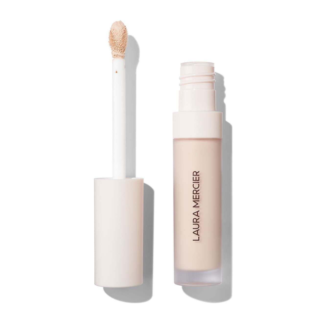 Real Flawless Weightless Perfecting Concealer, 0W1