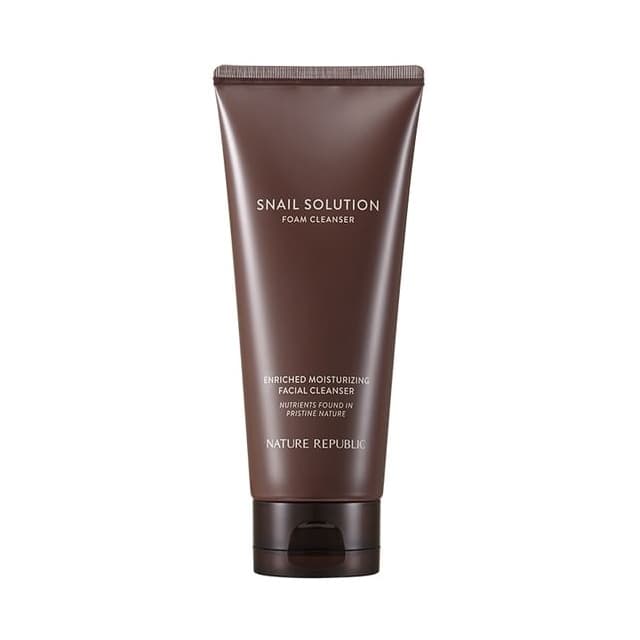 Snail Solution Foam Cleanser