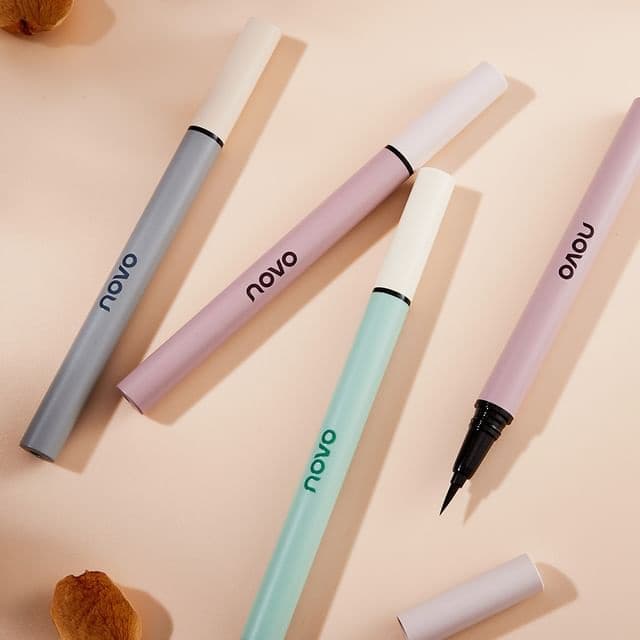 Smooth Liquid Eyeliner Pen, #3# Brown