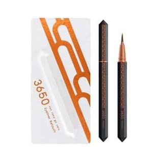 Liquid Eyeliner Retouch