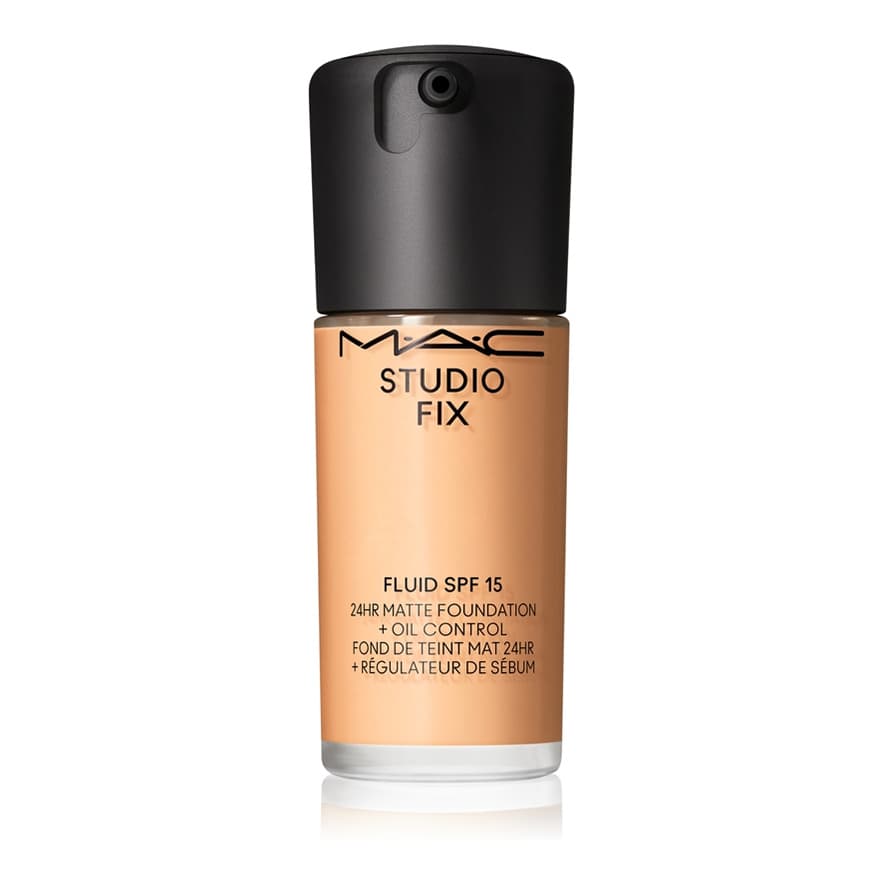 Studio Fix Fluid SPF 15 24HR Matte Foundation + Oil Control