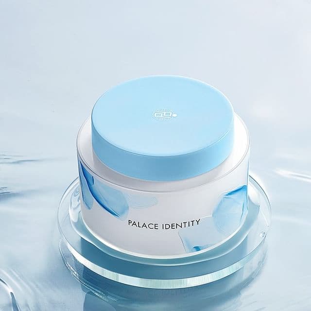 ESSENTIAL CLEANSING BALM