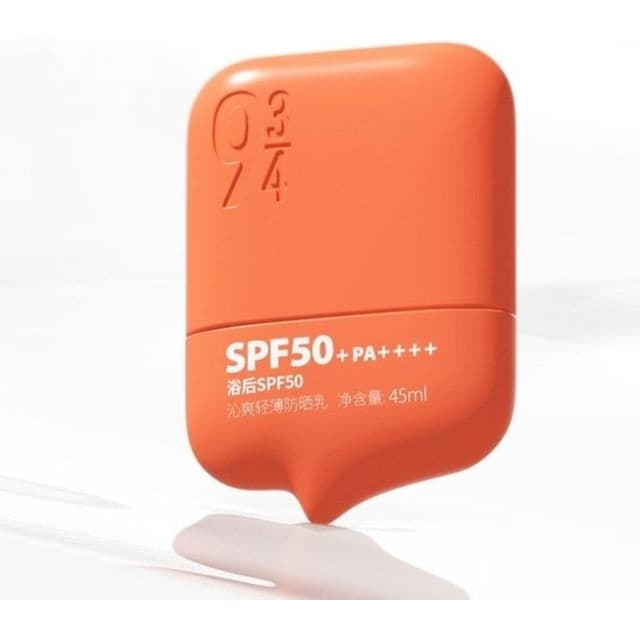 Refreshing Lightweight Sunscreen Lotion SPF 50+ PA++++