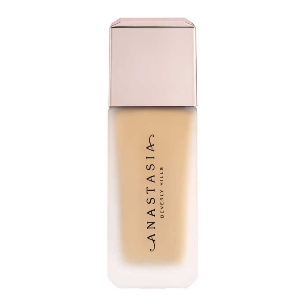 Impeccable Blurring Second Skin Matte Foundation, 3WO