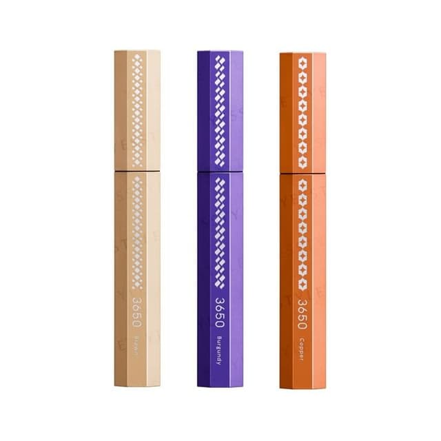 Mascara, Burgundy