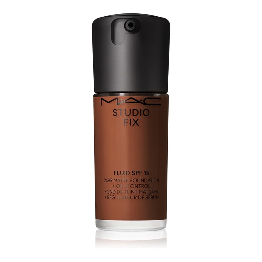 Studio Fix Fluid SPF 15 24HR Matte Foundation + Oil Control