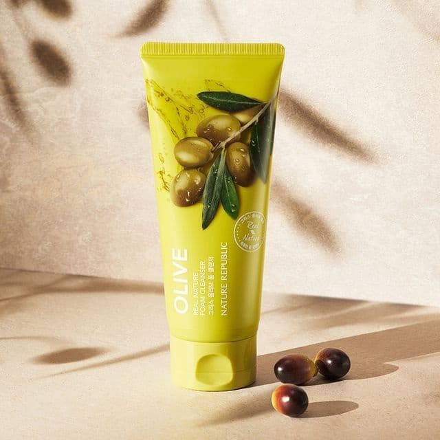 Real Nature Foam Cleanser, Olive