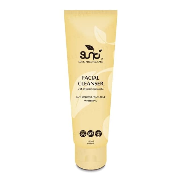 Facial Cleanser With Organic Chamomile