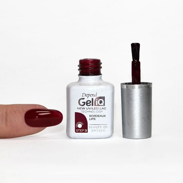 Gel iQ Gel Polish 1033 Bordeaux Lips