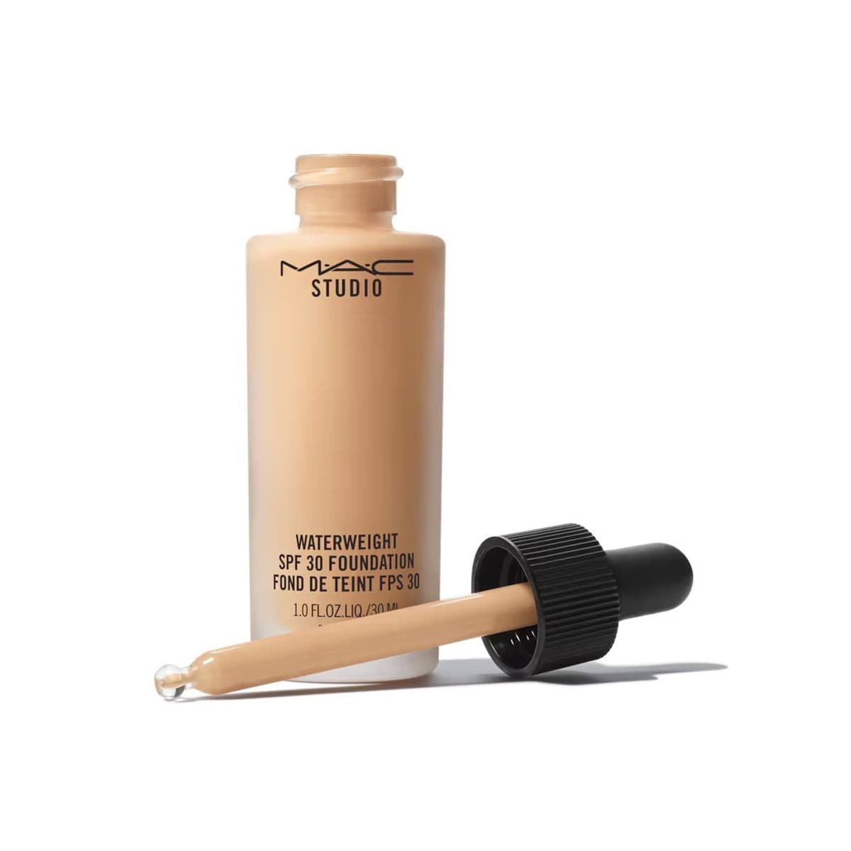 Studio Waterweight Foundation SPF30 NC35