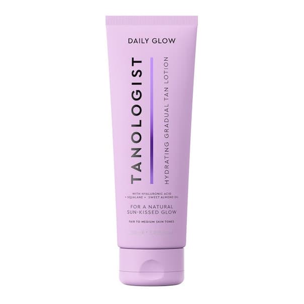 Daily Glow Gradual Tan Light to Medium Hydrating
