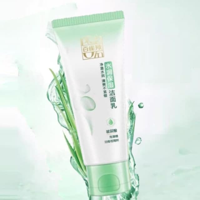 Water Moisture Foam Cleanser