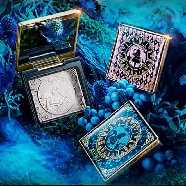Alice in Wonderland Series Oil Control Matte Pressed Powder, #C01 Ivory Fair