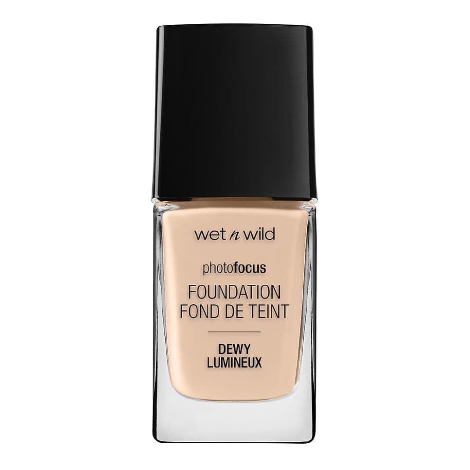 Photo Focus Dewy Foundation, Soft Ivory