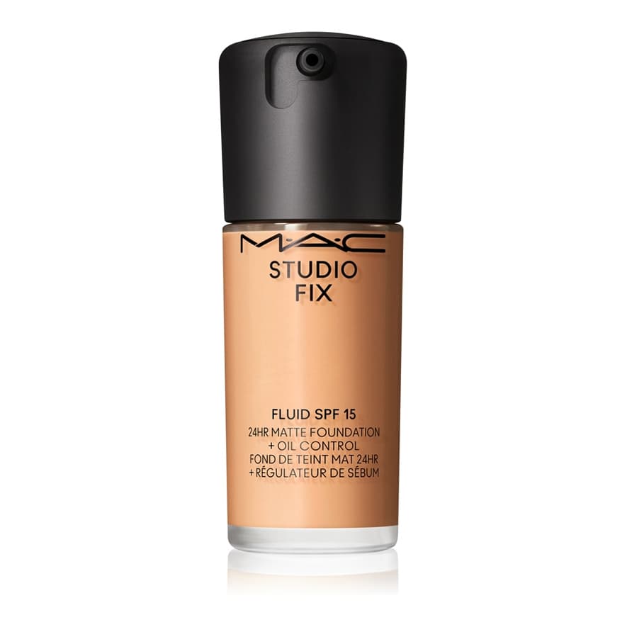 Studio Fix Fluid SPF 15 24HR Matte Foundation + Oil Control