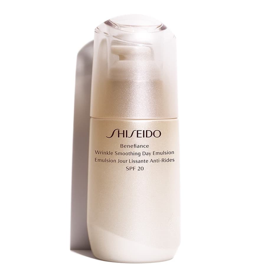 Benefiance Wrinkle Smoothing Day Emulsion SPF20