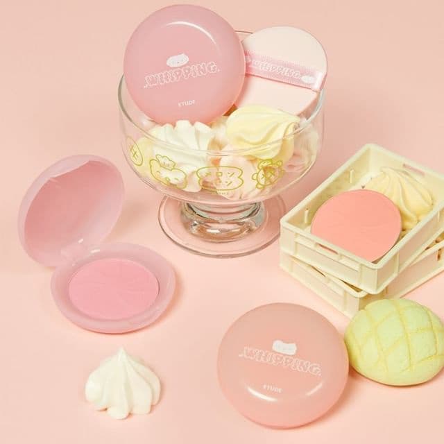 Whipping Velvet Blusher Whipping Cloud Limited Edition, Melon Cream Chou