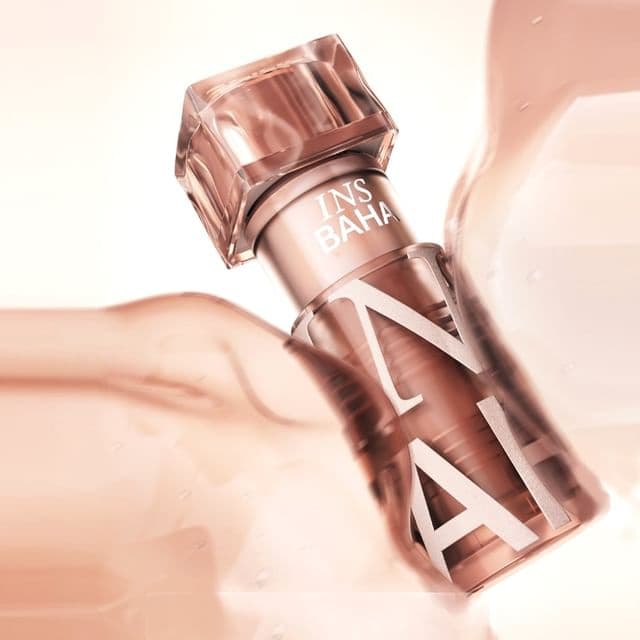 Shimmering Wavy Lip Gloss (4-6)