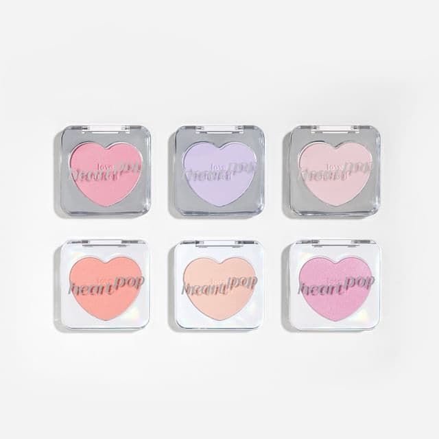 Heart Pop Blusher, Born to be Chic